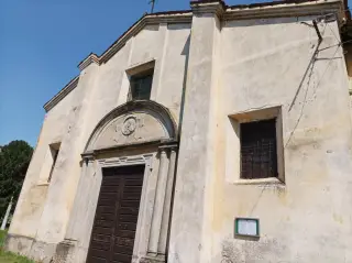 Facciata - Chiesa di San Martino a CaltignagaFrazione Morghengo