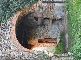 Forno - Resti Oratorio di San Pietro a InvorioFrazione Cascina Cevola