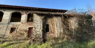 Vista parziale - Pieve di Santa Maria di Caramagna a VisoneFrazione Piano
