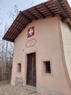 Facciata - Cappella di San Giacomo di Ruspaglia a San Giorgio Canavese