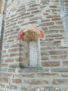 Monofora - Chiesa dei Santi Nazario e Celso a Acqui TermeFrazione Ovrano