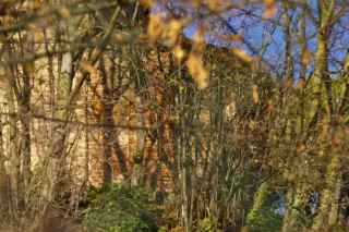 Abside vista dalla strada - Cappella di San Grato a Moransengo