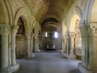 Interno - Pieve o Chiesa Cimiteriale di San Lorenzo a Montiglio Monferrato
