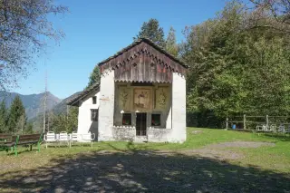 Facciata - Oratorio di San Bernardo a ScopelloFrazione Ordarino