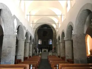 Interno - Chiesa di San Vincenzo di Saragozza a Saint-Vincent