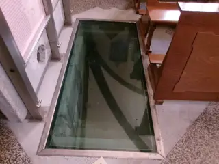 lIngresso alla cripta di Ibleto di Challant - Prevostura di San Gilles o Sant'Egidio a Verrès