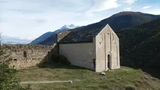 Vista - Cappella Castrense di Santa Colomba a VilleneuveFrazione Chatel-Argent