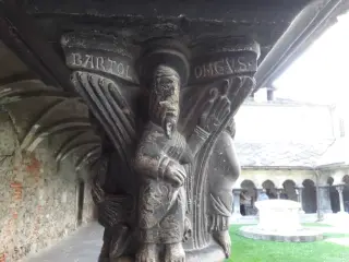 Capitello - Chiostro di Sant'Orso a Aosta