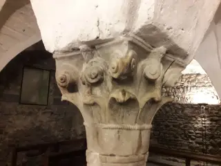 Capitello - Cattedrale di Notre-Dame o Santa Maria Assunta a Aosta