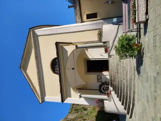 Facciata - Parrocchiale dell' Assunzione di Maria a Bard