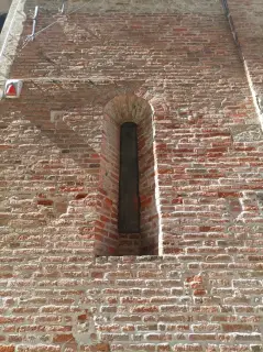 Monofora - Parrochiale Antica di San Sebastiano a Ovada