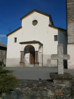 Facciata - Parrocchiale di San Maurizio a Fénis