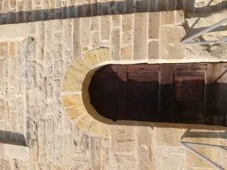 Porta laterale - Chiesa Cimiteriale di Sant'Antonino a Perletto