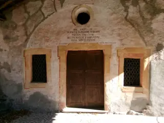 Facciata - Oratorio di Santa Maria di Pediclosso a Campiglia CervoFrazione Santa Maria di Pediclosso
