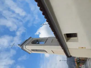 Campanile triangolare - Cappella di San Giacomo a Busca