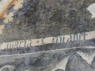 Dettaglio scritte gotiche - Cappella di San Giacomo a Busca