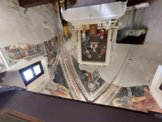 Interno - Cappella di San Giacomo a Busca