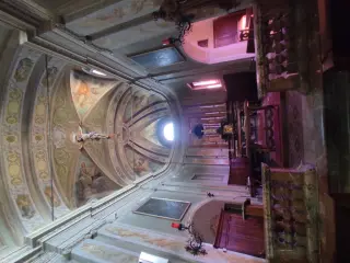 Presbiterio - Chiesa di San Leonardo a NebbiunoFrazione Tapigliano