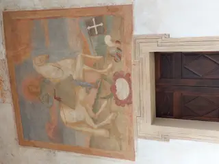 Affresco in facciata - Chiesa dei Santi Vittore e Corona a Rivalta di Torino