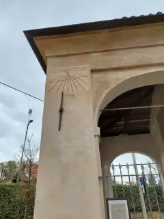 Orologio solare - Chiesa dei Santi Vittore e Corona a Rivalta di Torino