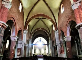 Interno - Abbazia di Santa Maria a TortonaFrazione Rivalta Scrivia