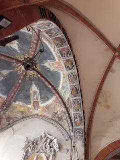 Arcone affrescato - Chiesa di S. Maria e S. Siro - Santuario Madonna D.Guardia a Sale