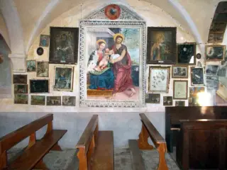 Navata nord Madonna col Bambino e San Giovanni - Cappella di San Giuliano a SaviglianoFrazione San Giuliano