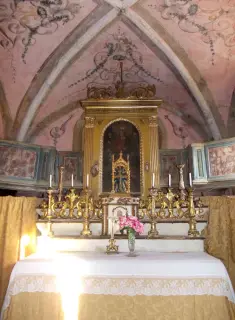 Altare - Cappella di San Giuliano a SaviglianoFrazione San Giuliano