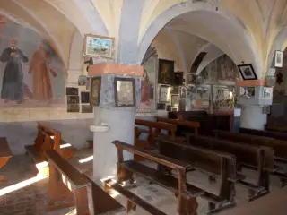 Navata sud prima e seconda campata - Cappella di San Giuliano a SaviglianoFrazione San Giuliano