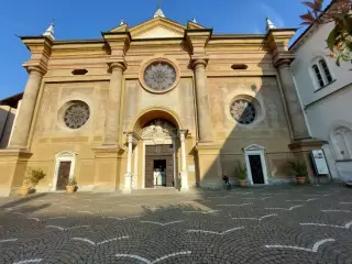 Facciata - Chiesa Abbaziale di San Pietro dei Cassinesi a Savigliano