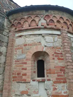 Abside - Chiesa dei Santi Fabiano e Sebastiano a Montiglio MonferratoFrazione Scandeluzza