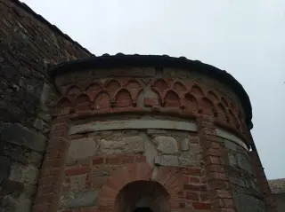 Abside - Chiesa dei Santi Fabiano e Sebastiano a Montiglio MonferratoFrazione Scandeluzza