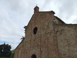 Facciata dettaglio - Pieve di Santa Maria a Viguzzolo