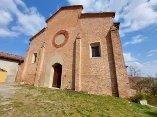 Facciata - Chiesa del Carmine a Incisa ScapaccinoFrazione Villa