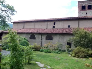 Lato Sud - Chiesa o Monastero dei Santi Pietro e Colombano a Pagno