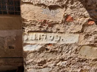 Pietra murata - Parrocchiale dell' Assunta a Rossana