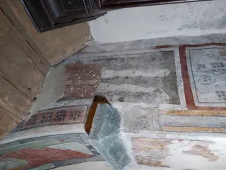 Tracce di affresco - Parrocchiale di Santa Margherita a Casteldelfino