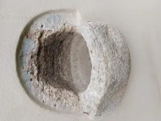 Acquasantiera - Cappella o Chiesa di Sant'Eusebio a Casteldelfino