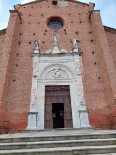 Portale - Collegiata dell' Assunta a Revello