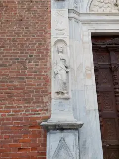 Portale dettaglio - Collegiata dell' Assunta a Revello