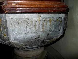 Fonte battesimale CREATOREM - Campanile Antica Chiesa di San Giovanni Battista a Barge