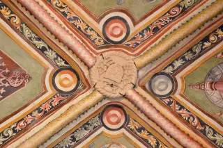 Stemma dei Piossasco - Cappella Cimiteriale di San Giovanni Battista a Volvera