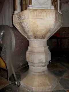 Fonte battesimale: M CCCC estradosso - Parrocchiale di San Siro a Virle Piemonte