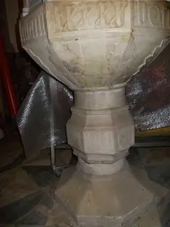 Fonte battesimale: L XXXX estradosso - Parrocchiale di San Siro a Virle Piemonte