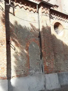Fianco destro - Chiesa di San Maurizio a Pinerolo