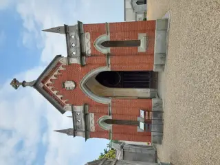 Facciata - Cappella Cimiteriale di San Bernardino a Lusernetta