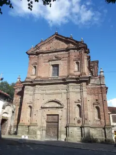 Facciata - Chiesa di San Verano o Santa Maria a PineroloFrazione Abbadia Alpina