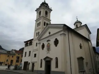 Facciata - Chiesa della Madonna del Ponte o Santa Maria del Ponte a Susa