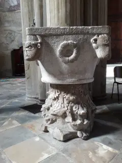 Fonte battesimale - Cattedrale di Maria Assunta e San Gottardo a Asti