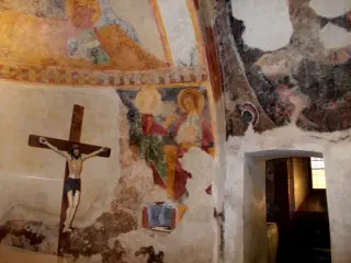 Affreschi sottarco abside maggiore - Chiesa di San Martino a Ciriè